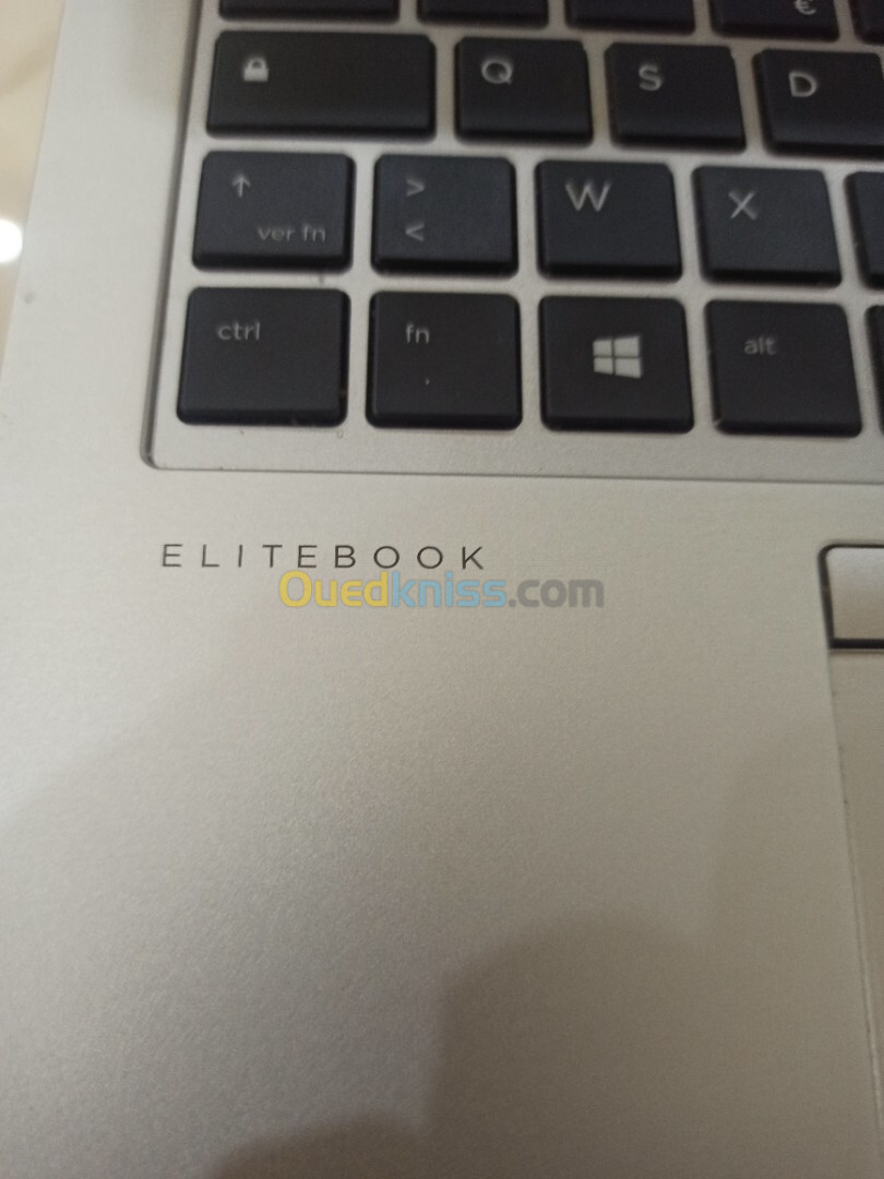 HP ELITEBOOK 