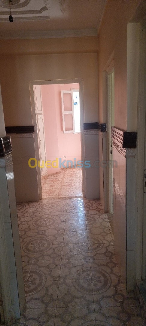 Vente Appartement F2 Alger Kouba