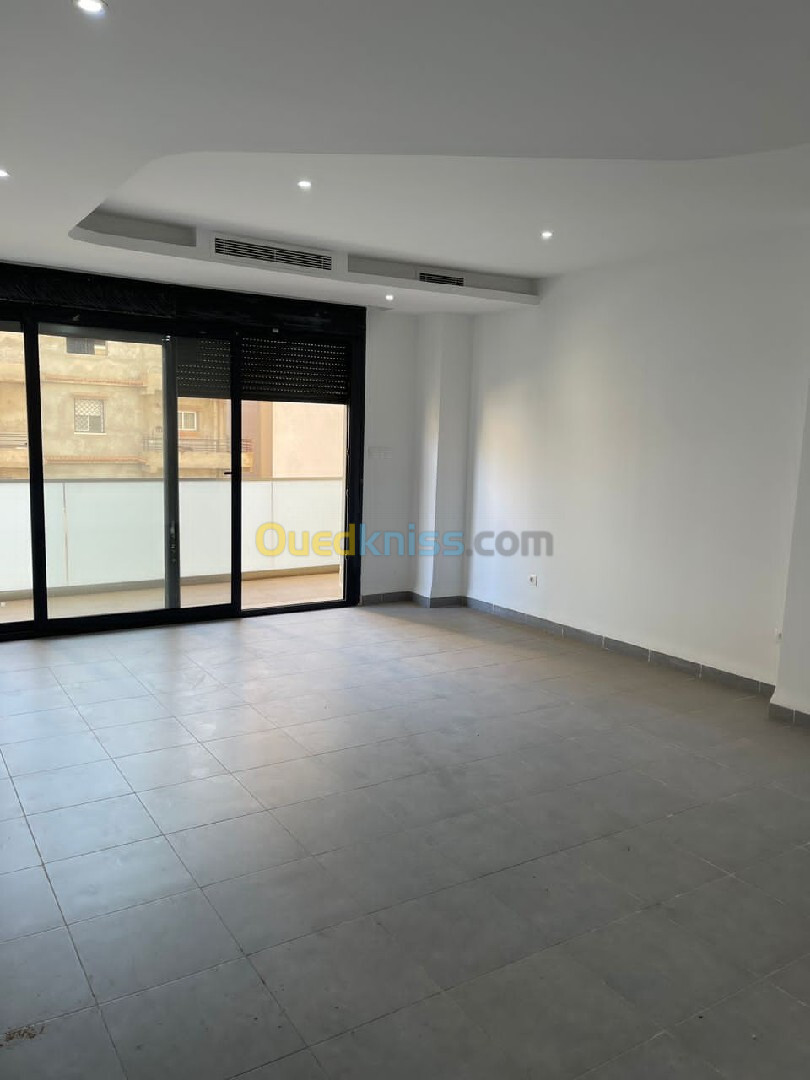 Vente Appartement F3 Alger Bordj el bahri