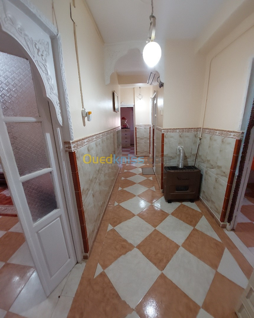 Vente Appartement F3 Mostaganem Mezghrane