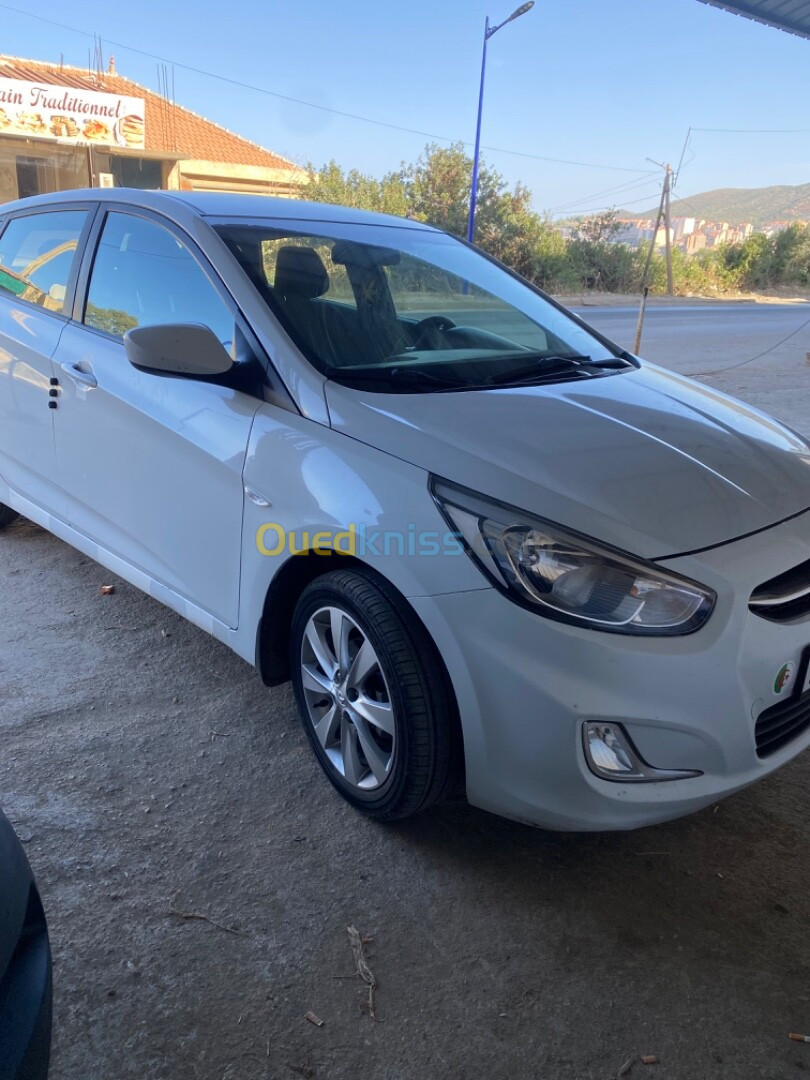 Hyundai Accent RB  4 portes 2018 