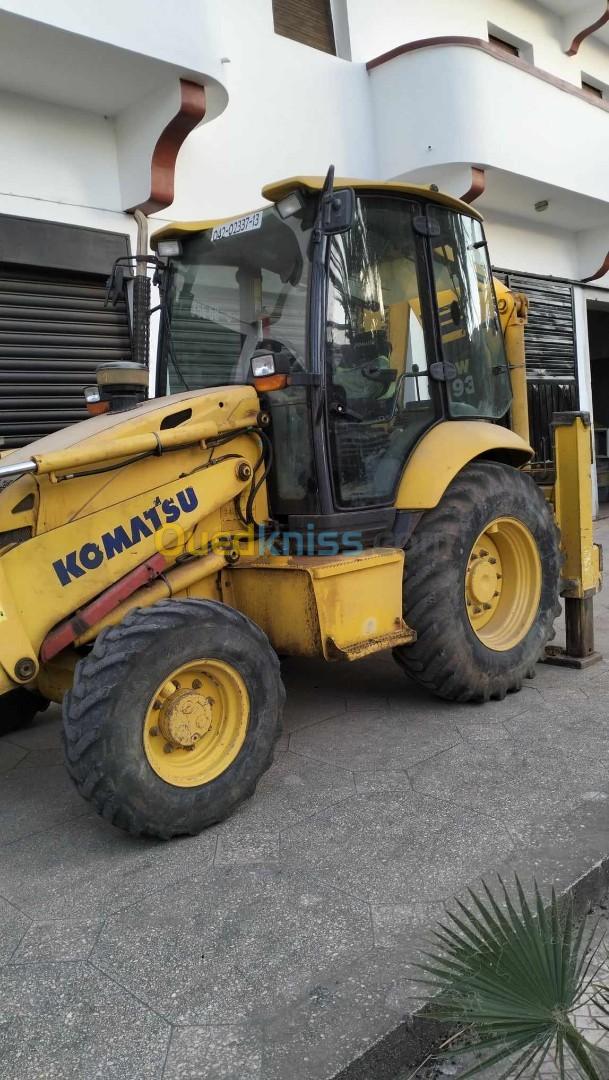 Komatsu WB93 rétro chargeur 2012