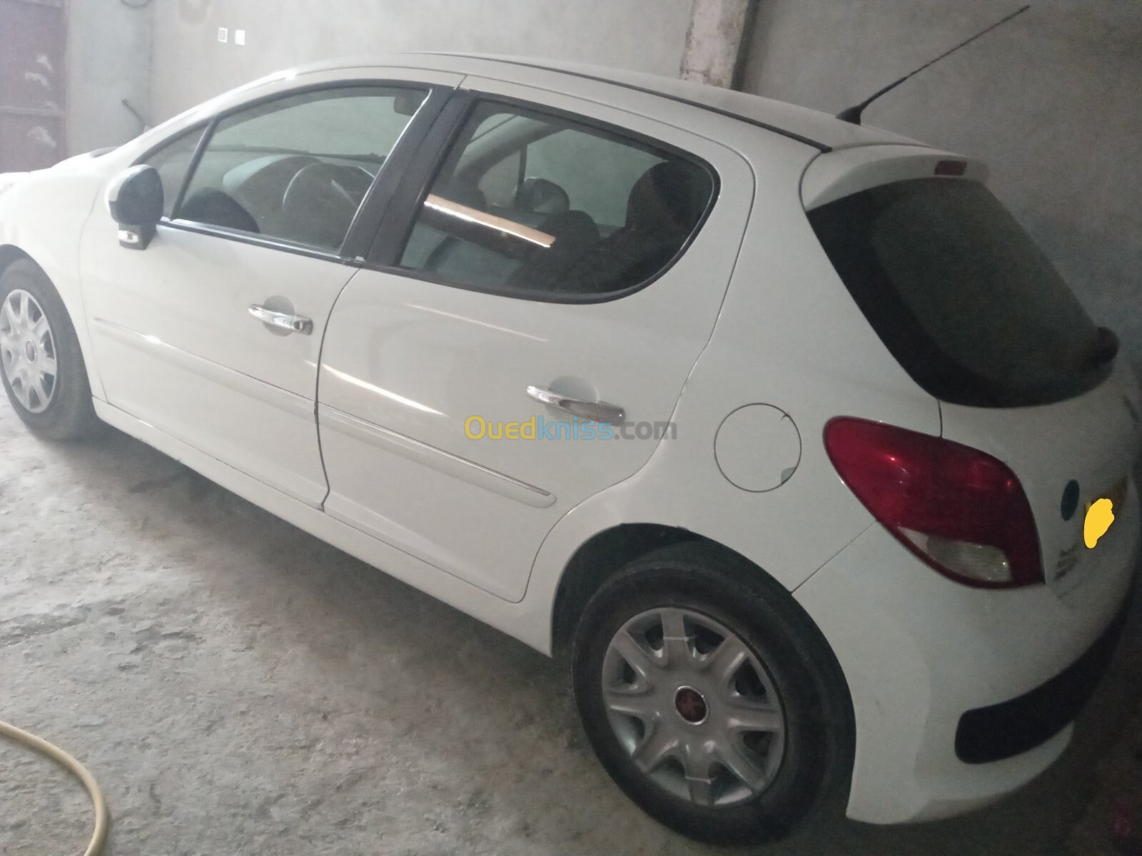 Peugeot 207 2012 