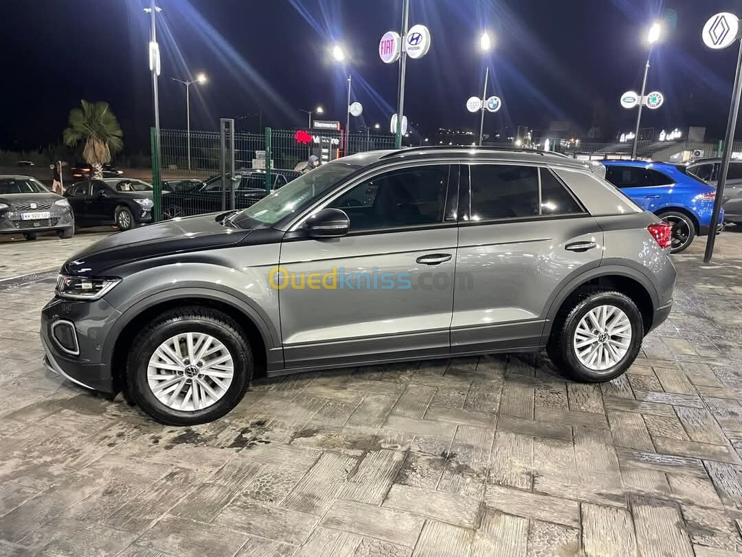 Volkswagen T-Roc 2023 Life plus