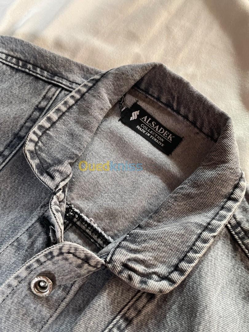 Veste en jean jamais porté 