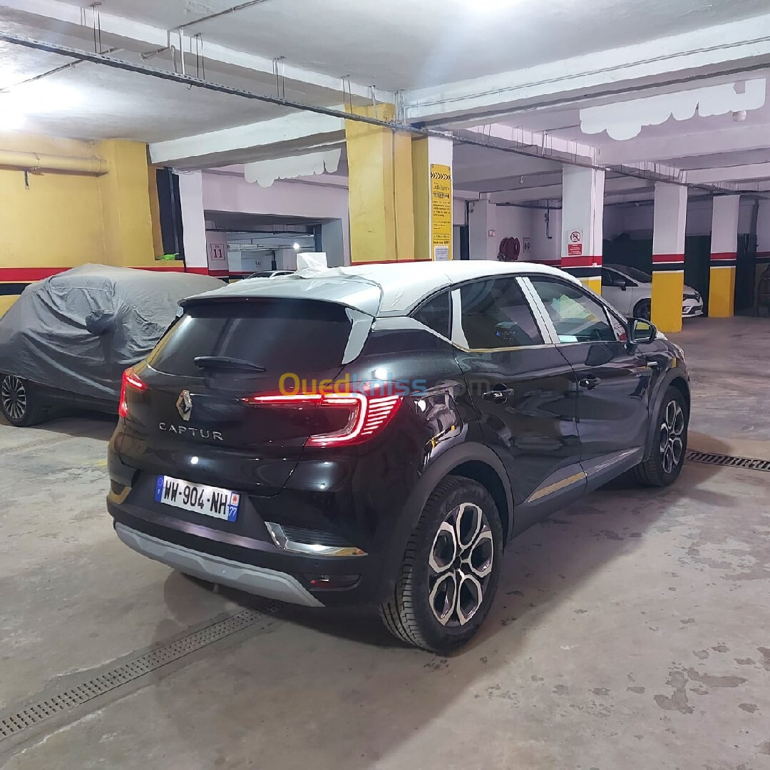 Renault Captur 2024 Intense