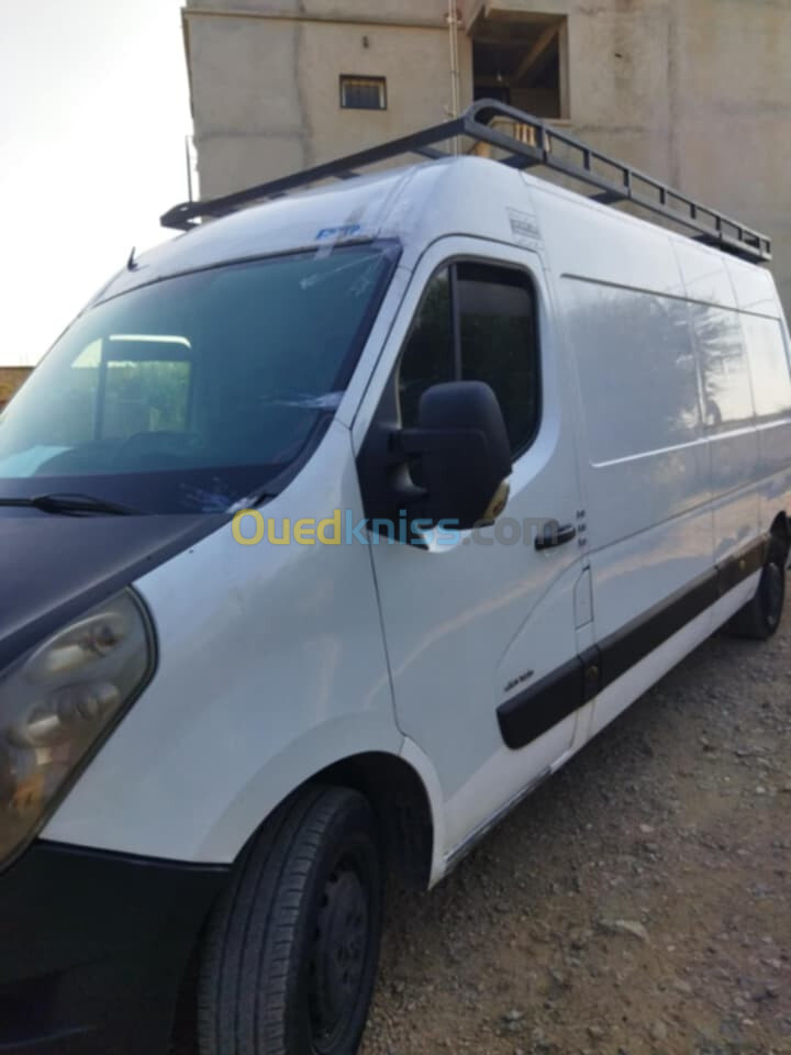 Renault Master 2012