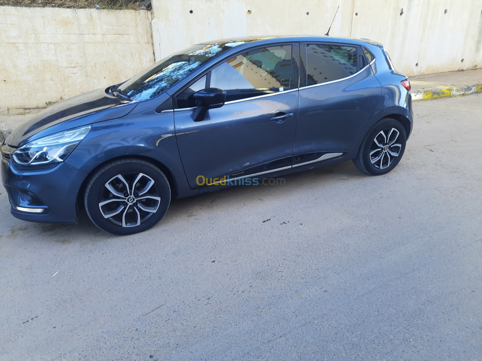 Renault Clio 4 2019 Limited 2