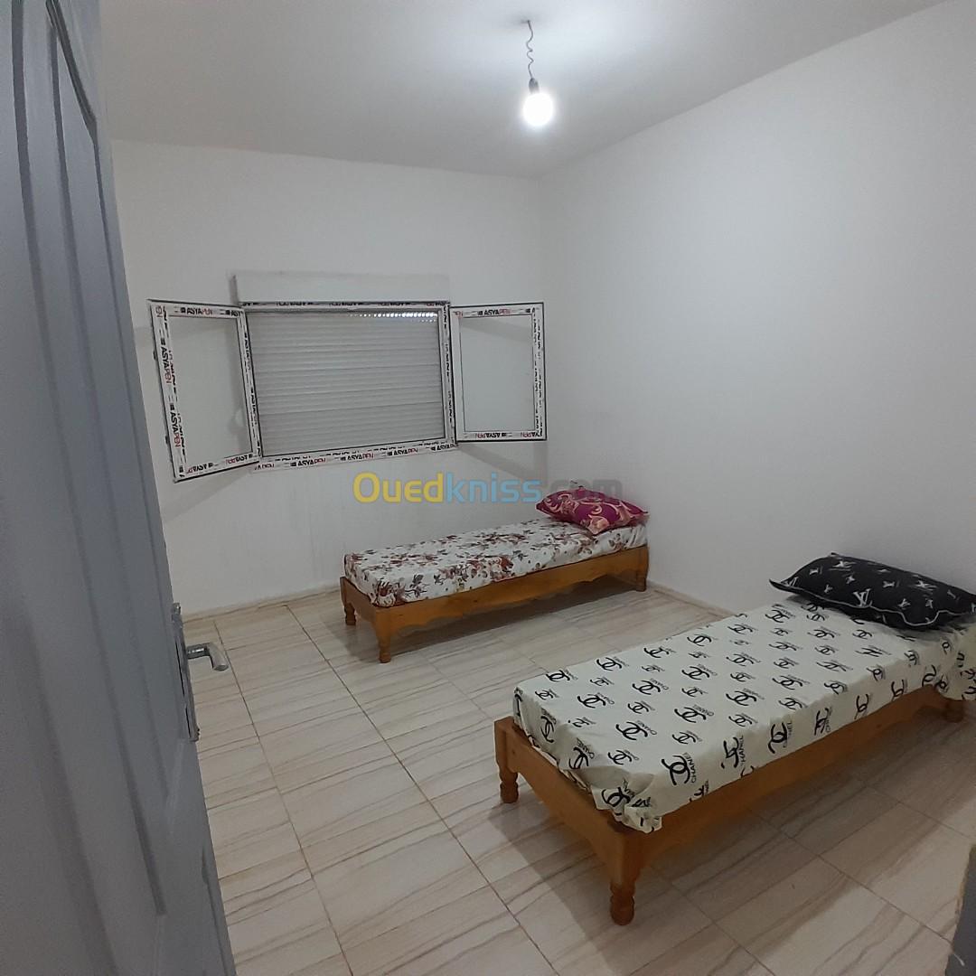 Location vacances Appartement F3 Mostaganem Stidia