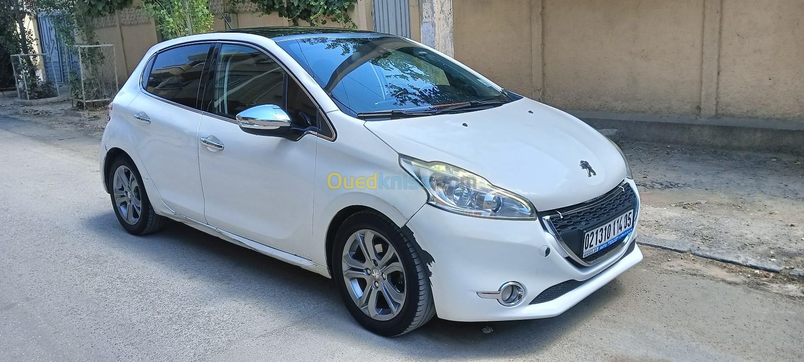 Peugeot 208 2014 Allure