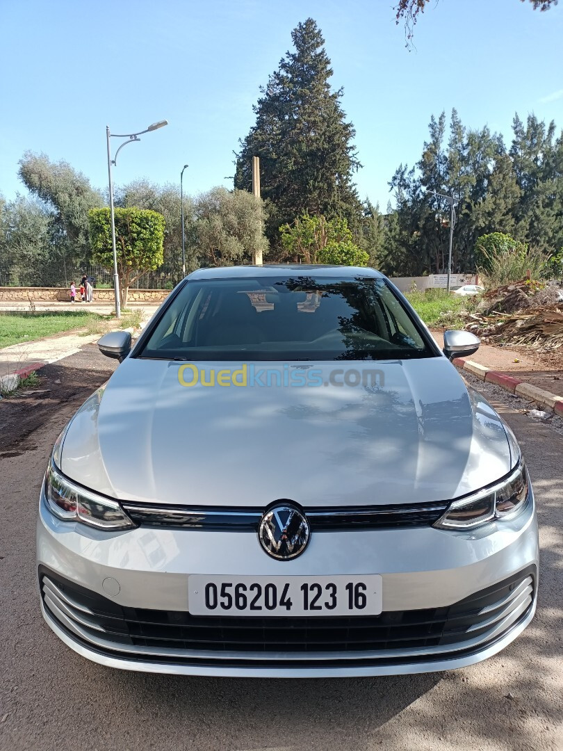 Volkswagen Golf 8 2023 Life plus