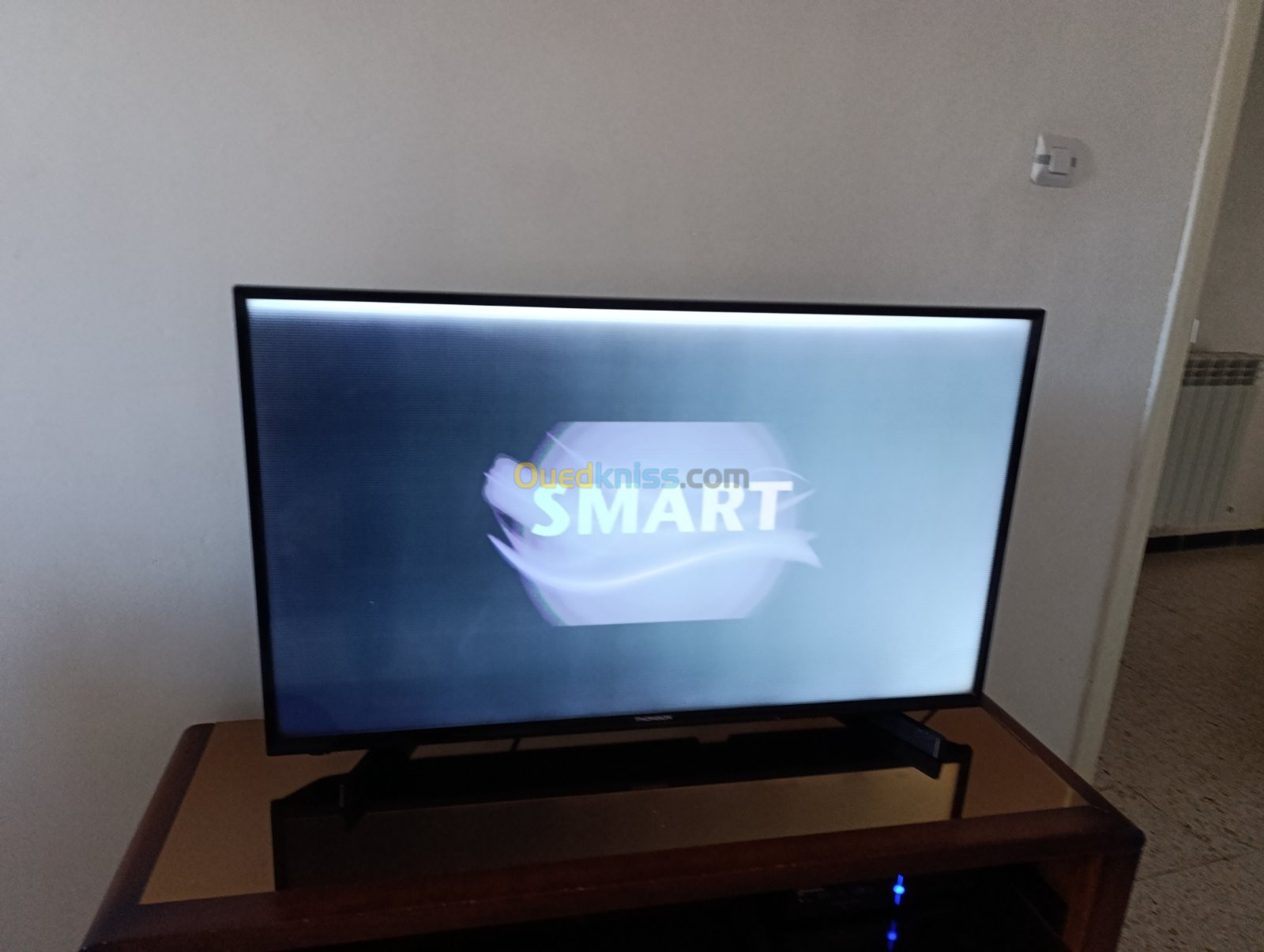 Thomson 43 smart TV pour pièces détachées 