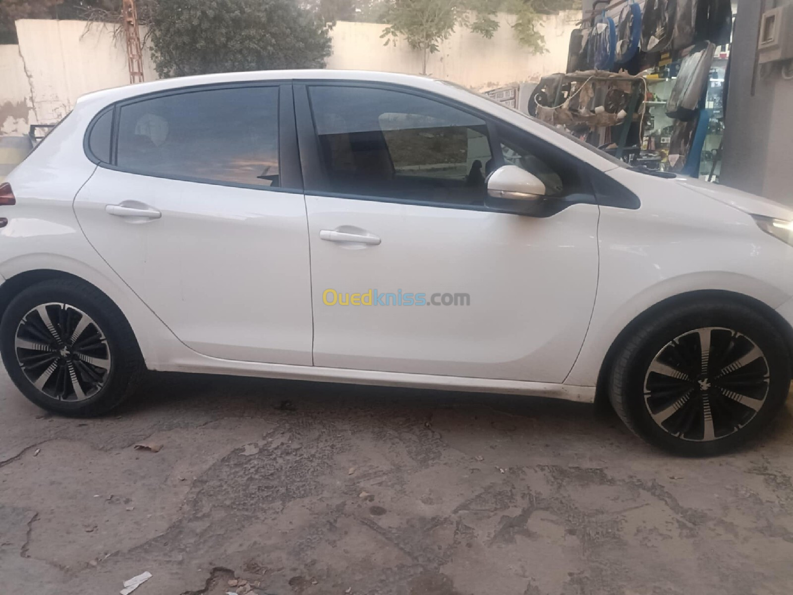 Peugeot 208 2019 208