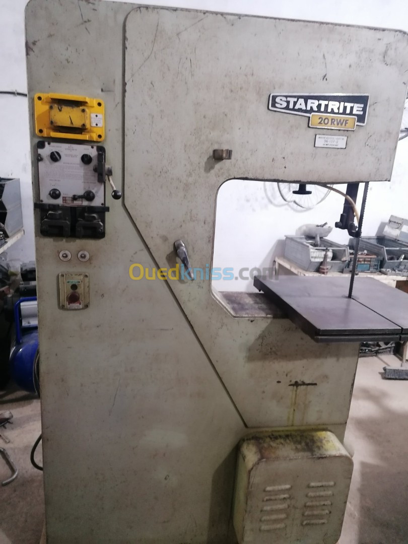 machine Startrite 20 RWF Vertical Bandsaw