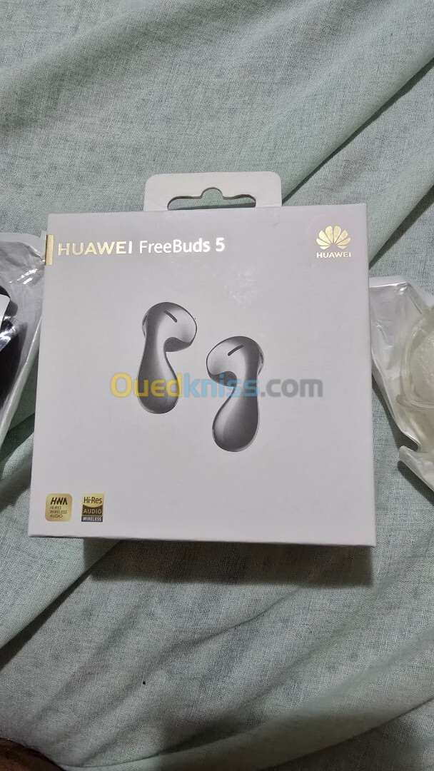 HUAWEI Freebuds 5 + 2 pocheete