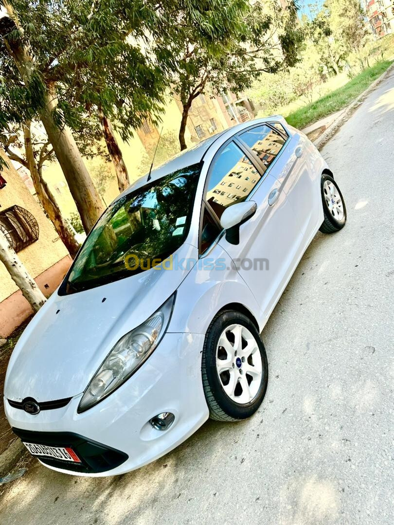 Ford Fiesta 2013 Titanium Sport pack