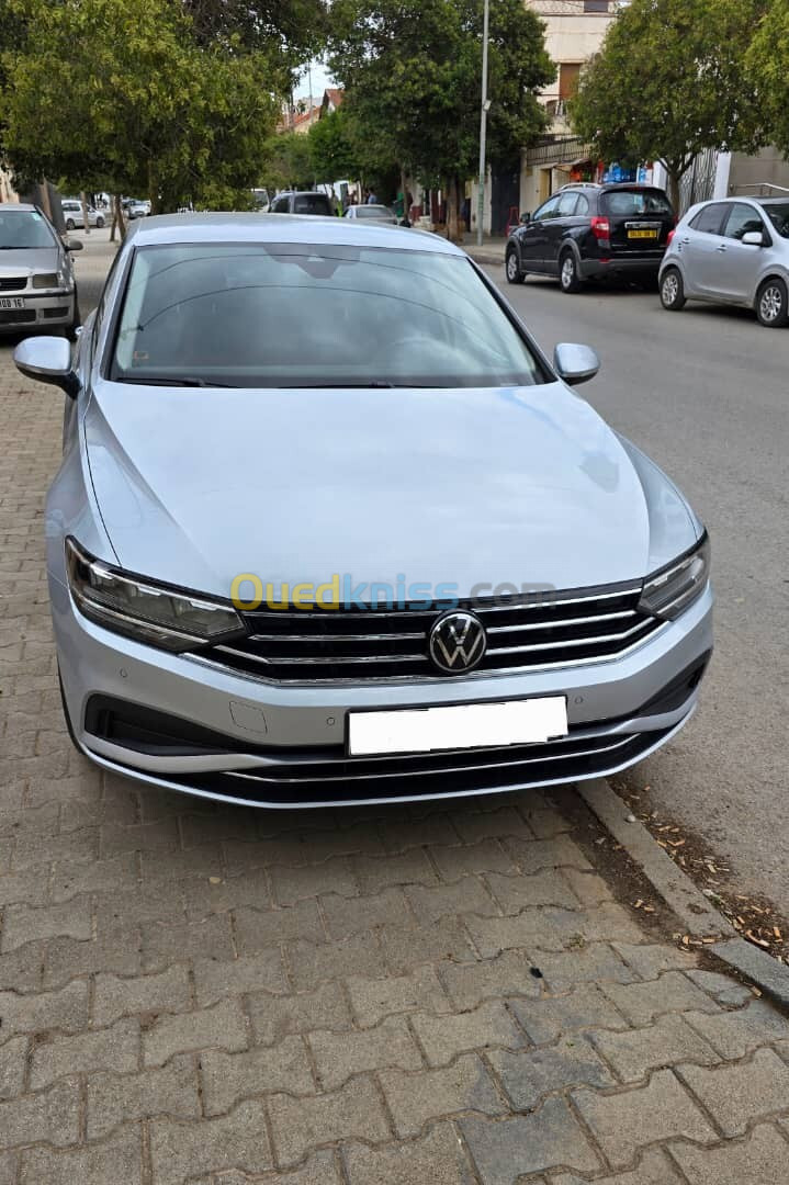 Volkswagen Passat 2022 Comfortline