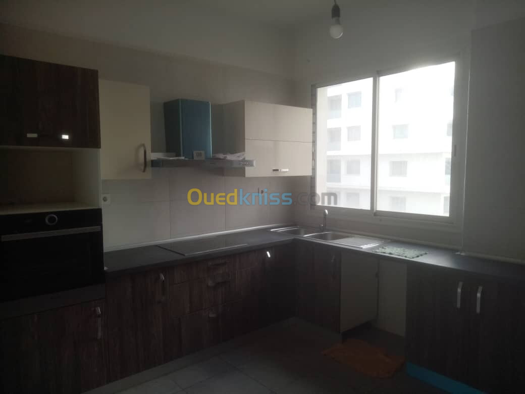 Location Appartement F4 Alger Birkhadem