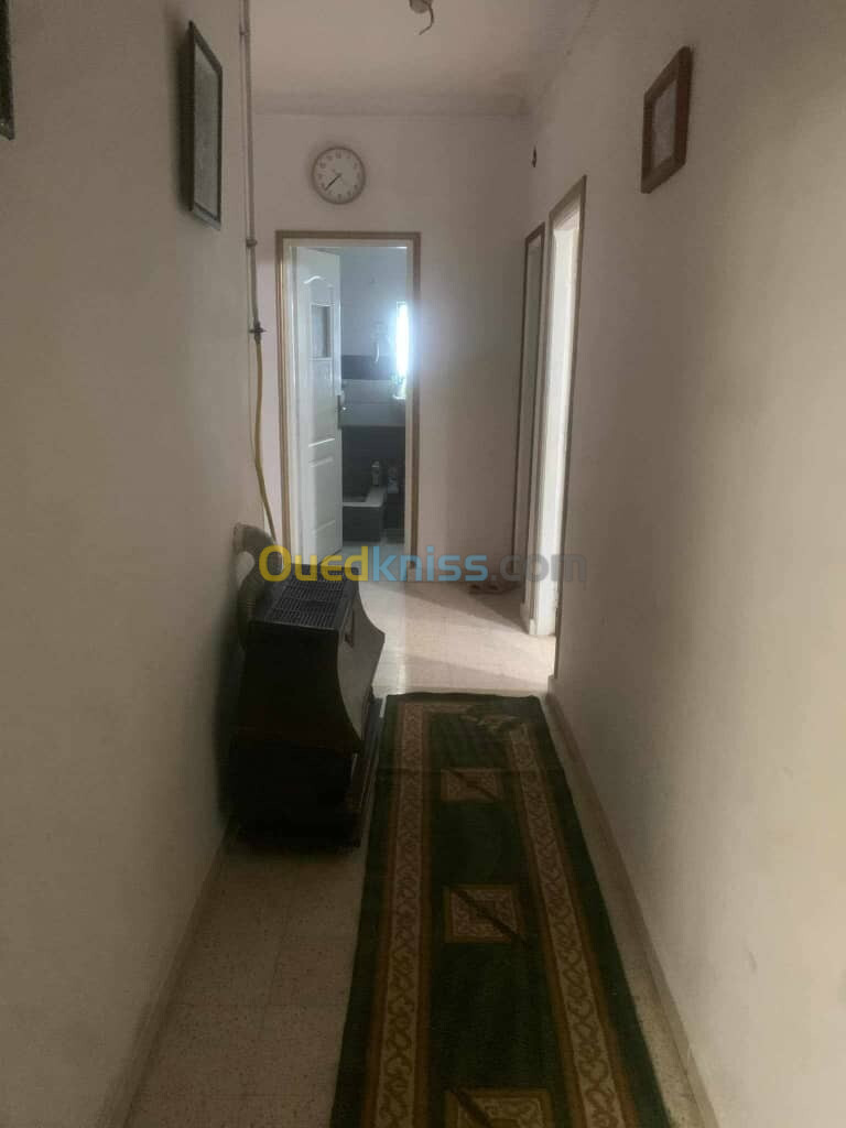 Location Appartement F4 Alger Bab ezzouar