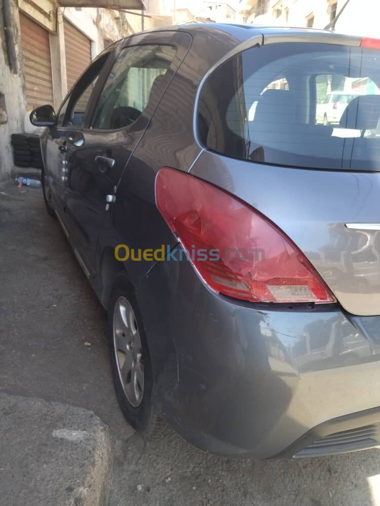 Peugeot 308 2011 308