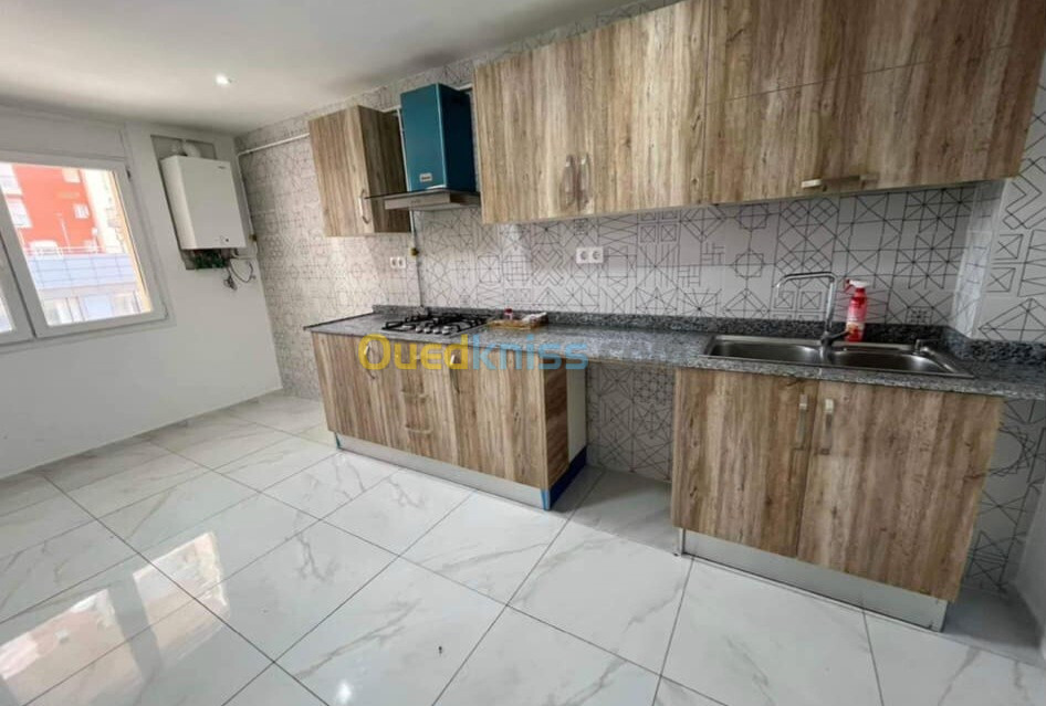 Location Appartement F4 Alger Cheraga