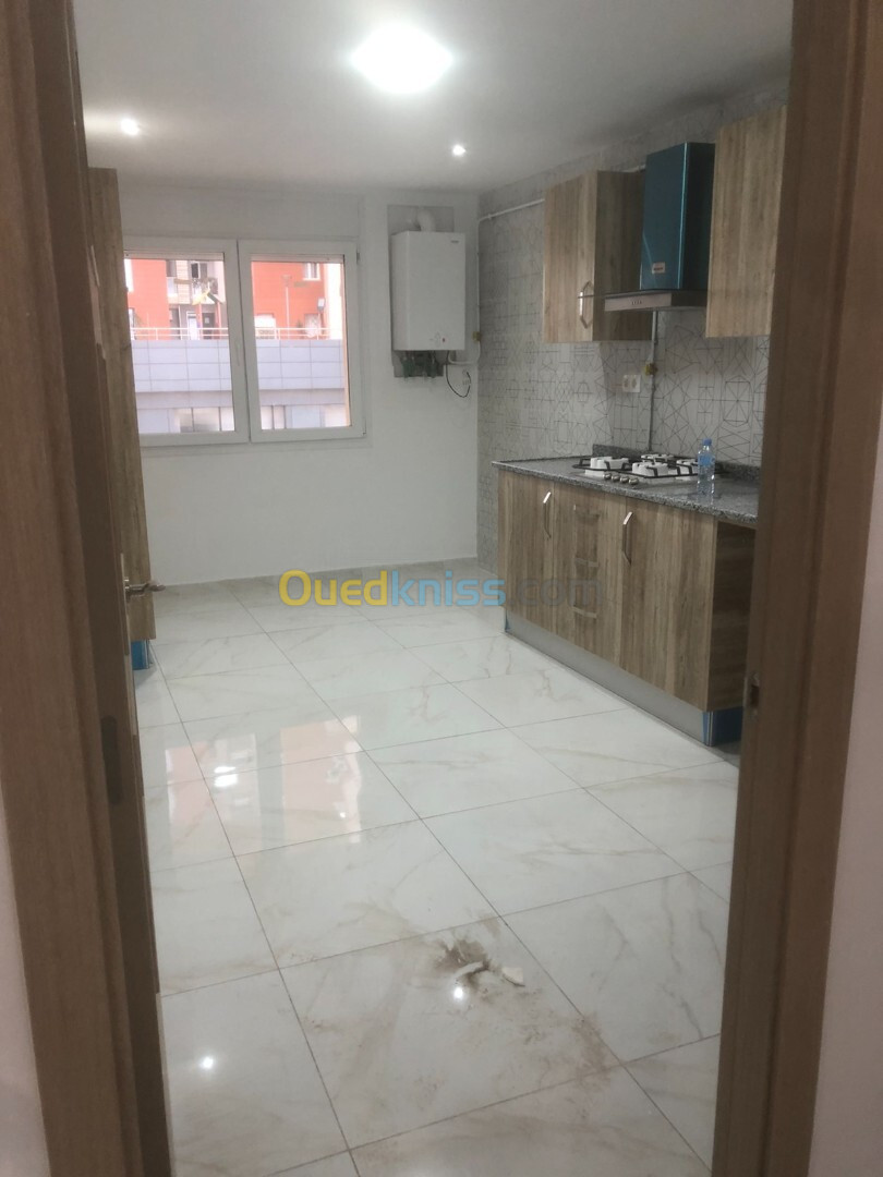 Location Appartement F4 Alger Cheraga