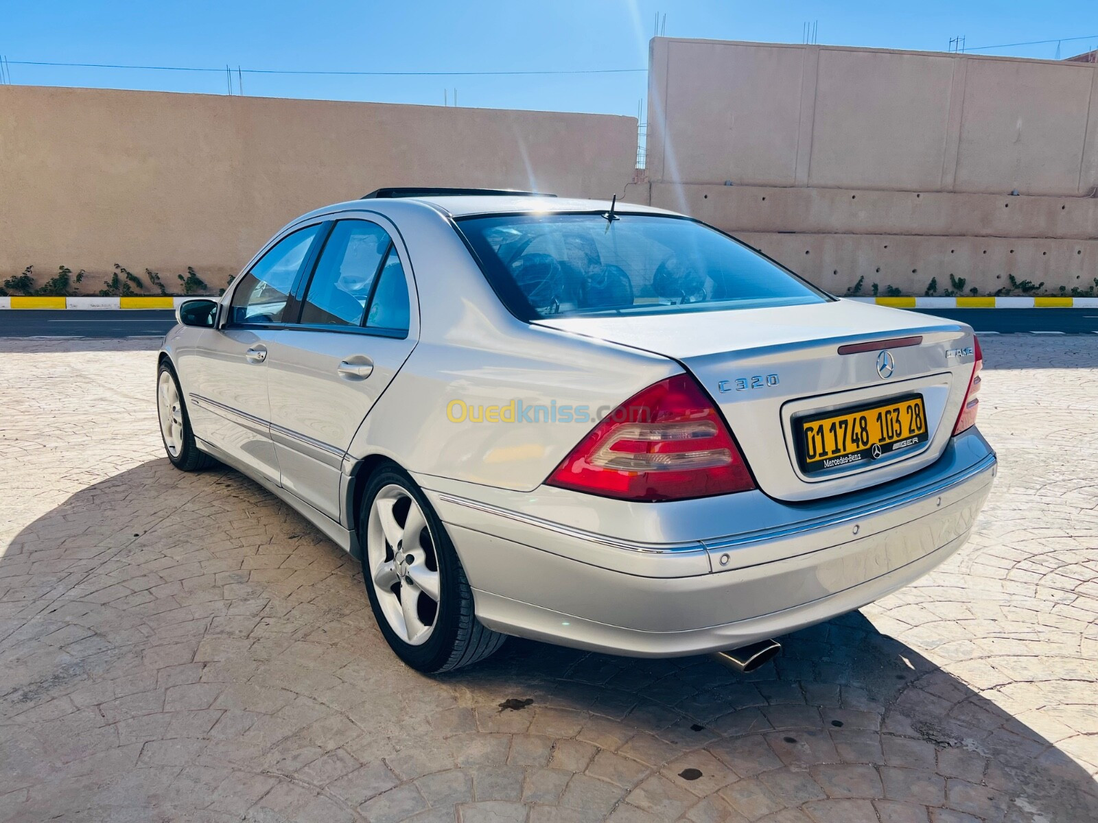 Mercedes C 220 2003 Kawkawa