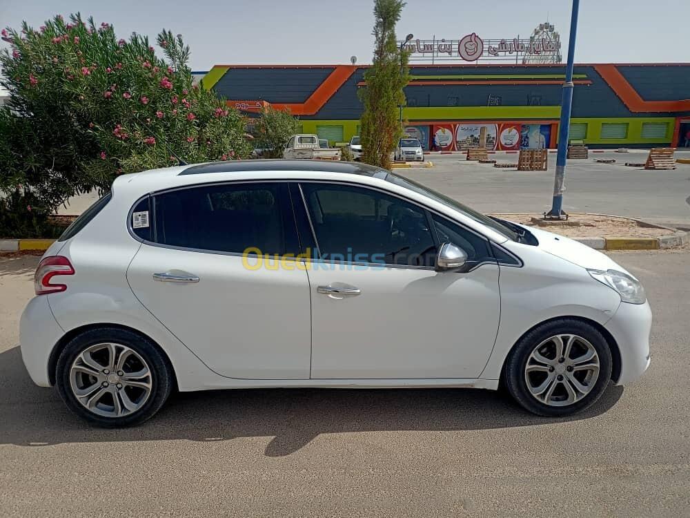 Peugeot 208 2013 208