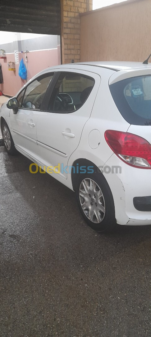 Peugeot 207 2012 207