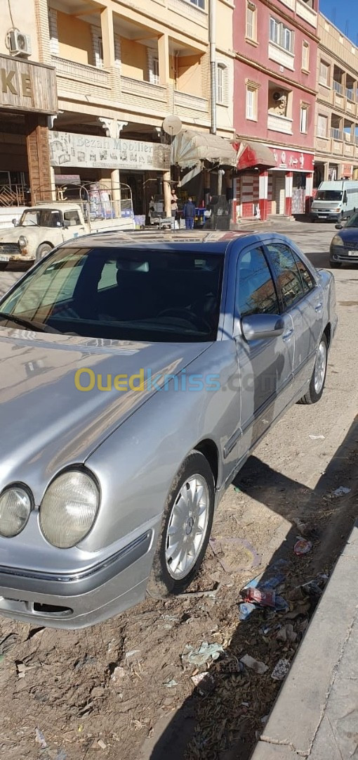 Mercedes Classe E 2003 