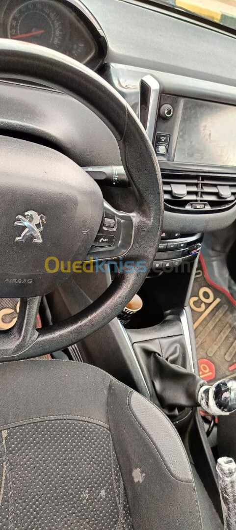 Peugeot 208 2013 Allure