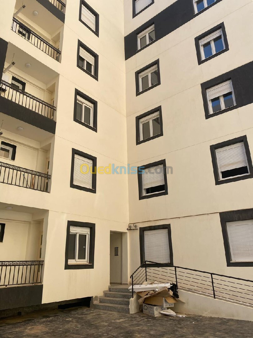 Location Appartement F2 Tipaza Kolea