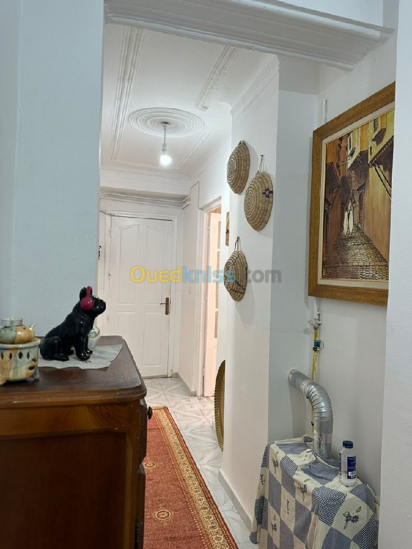 Location Appartement F3 Alger Zeralda