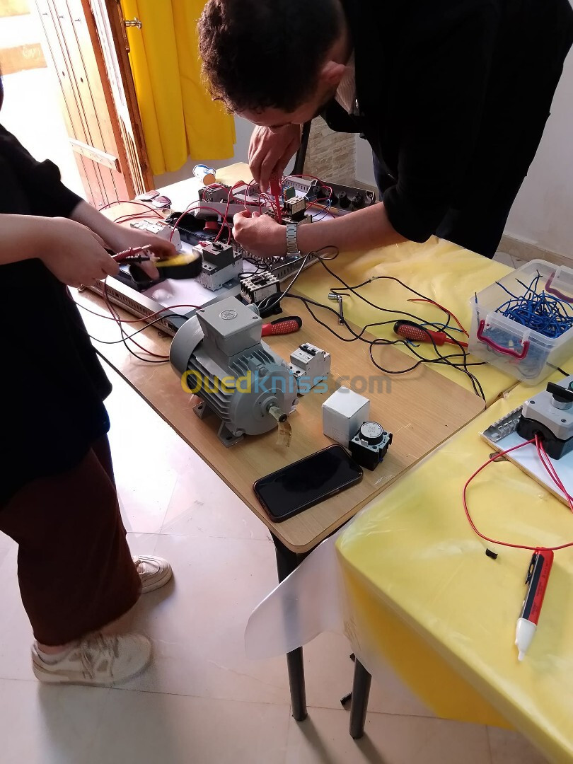 تكوين في الكهرباء الصناعية  Formation Electricité Industrielle