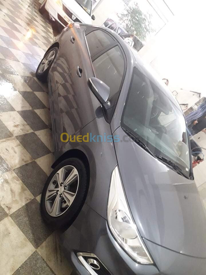 Hyundai Accent RB  4 portes 2019 Accent RB  4 portes