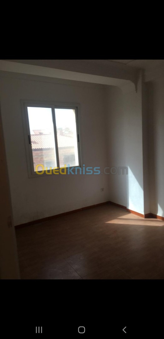 Vente Appartement F3 Bejaia Akbou