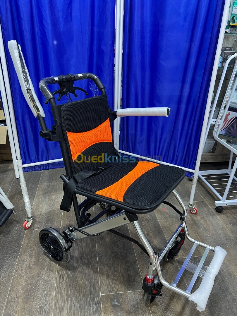 Fauteuil roulant voyage ( pliable ) 