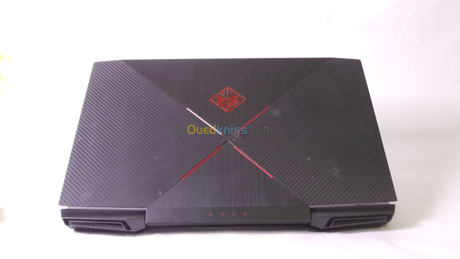 GAMING LAPTOP HP OMEN 15 15-CE019DX i7-7700HQ 15" 4GB GTX 1050TI 8GB RAM 128GB NVME GTX1050TI