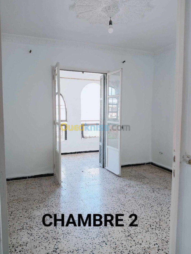 Location Appartement F4 Alger Bordj el bahri