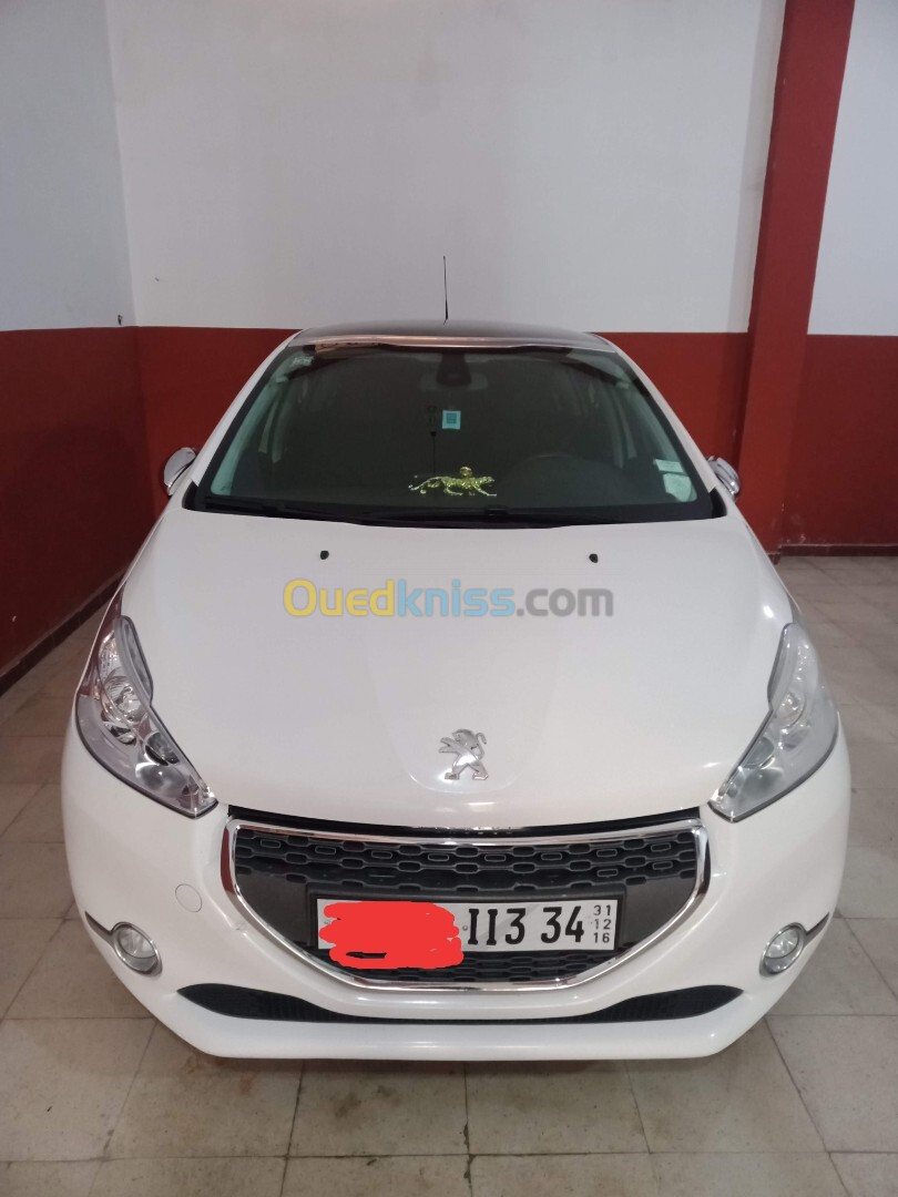 Peugeot 208 2013 Allure