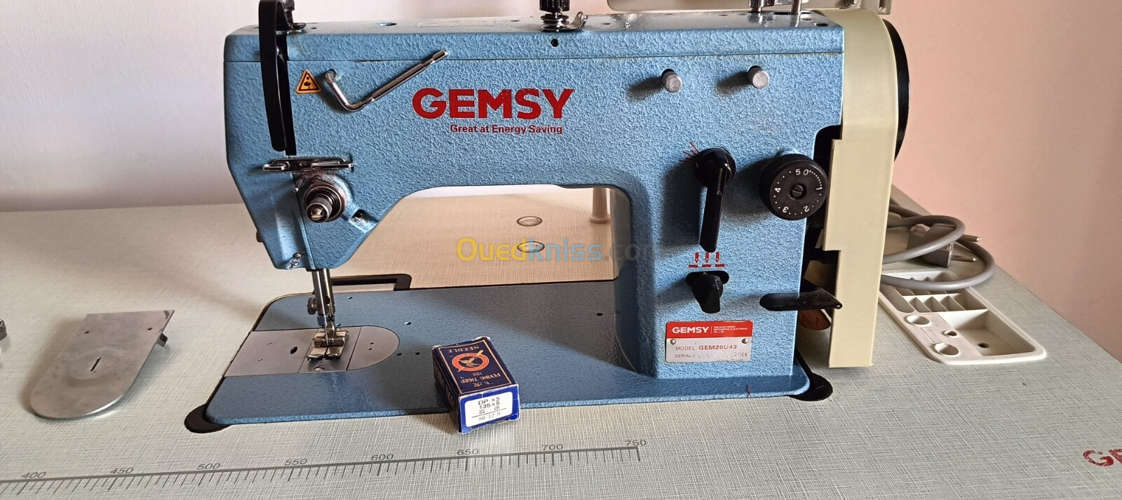 Machine a coudre GEMSY GEM20U43