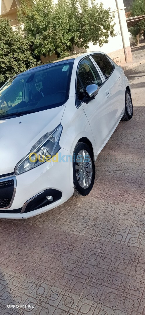 Peugeot 208 2019 Allure Facelift