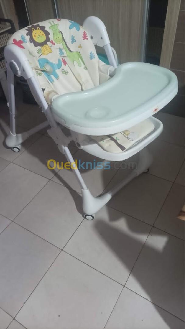 Chaise haute pour bébé 