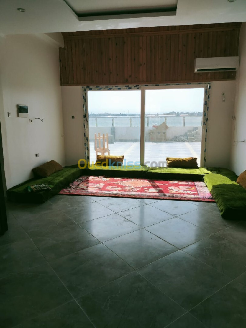 Location vacances Appartement F3 Alger Hraoua