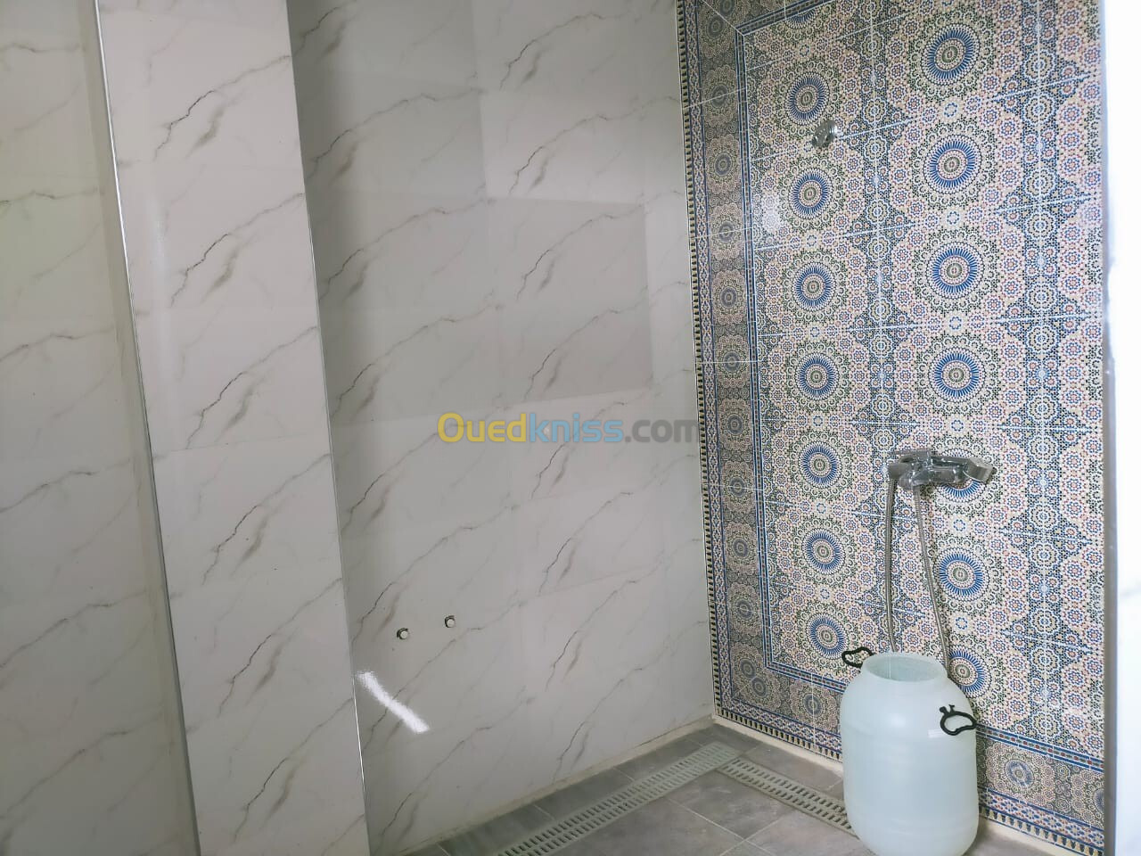 Location vacances Appartement F3 Alger Hraoua