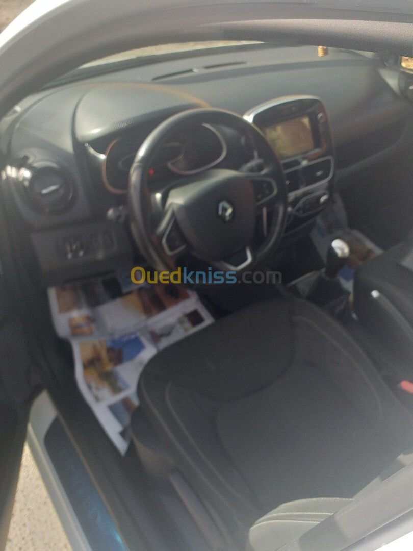 Renault Clio 4 2019 Limited 2