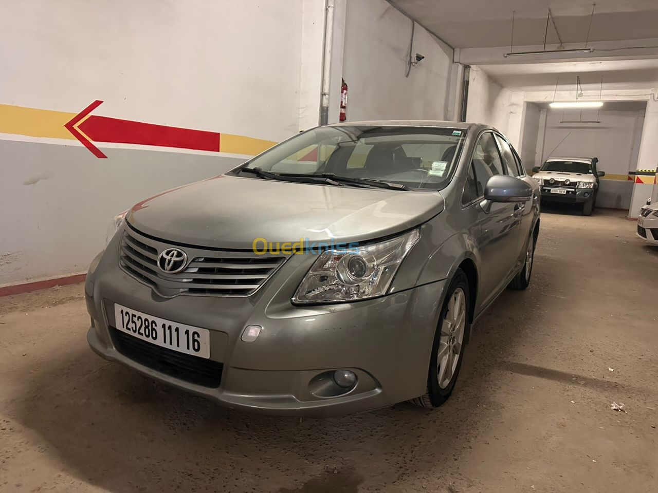 Toyota Avensis 2011 Premium