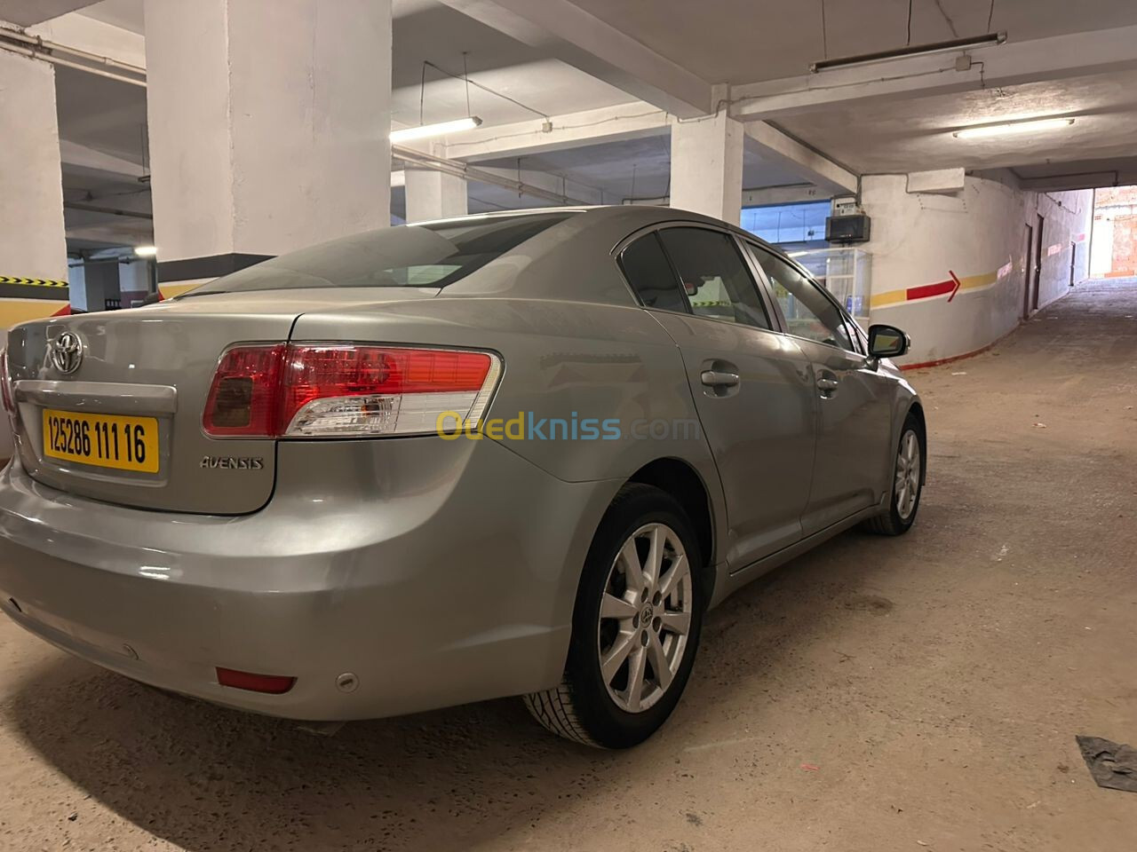 Toyota Avensis 2011 Premium