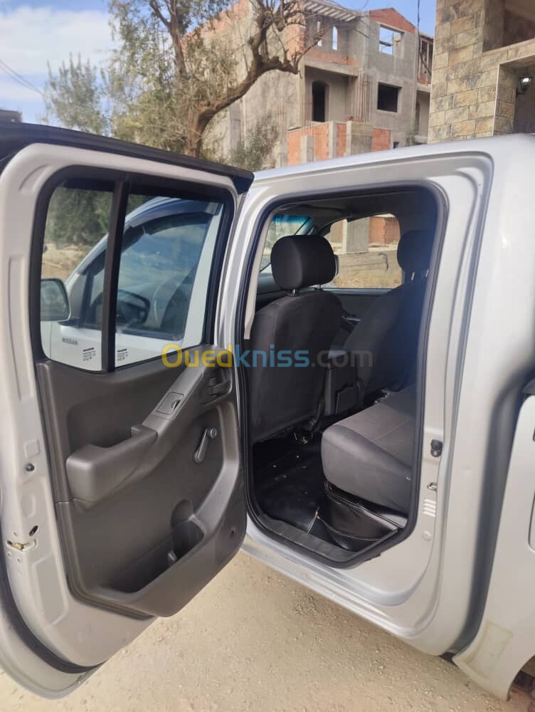 Nissan Navara 2013 Elegance 4x2