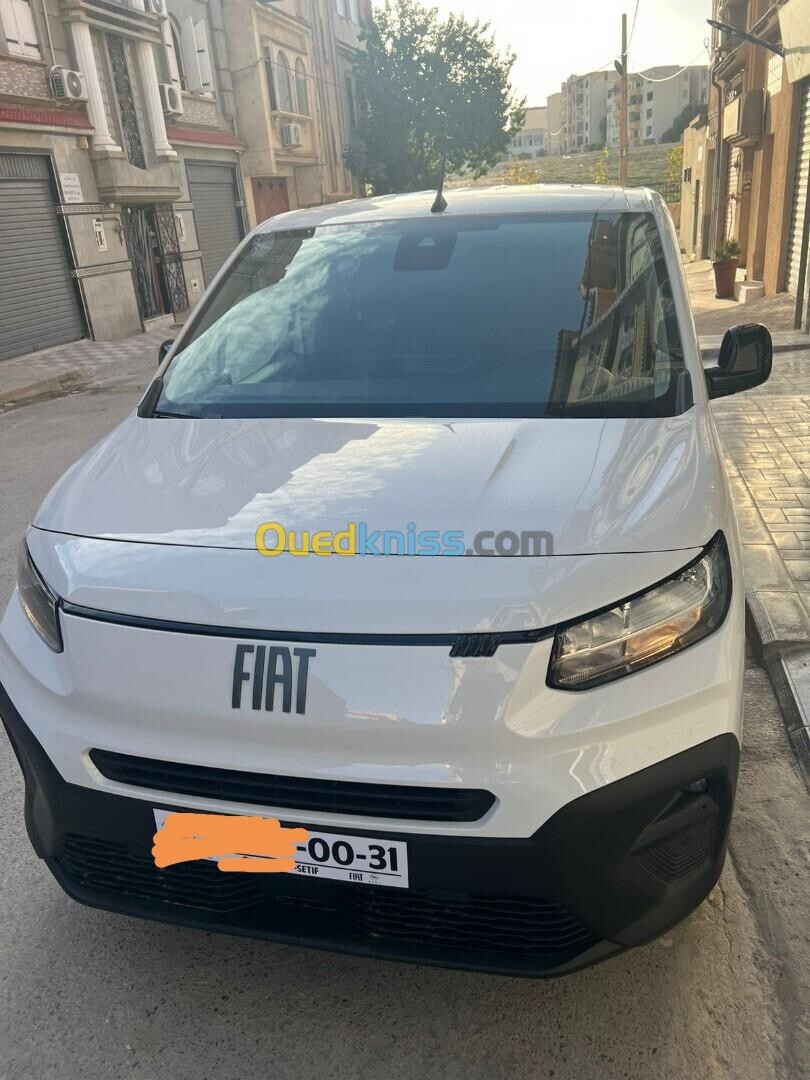 Fiat Doblo 2024 Doblo nouveau modèle 3 place